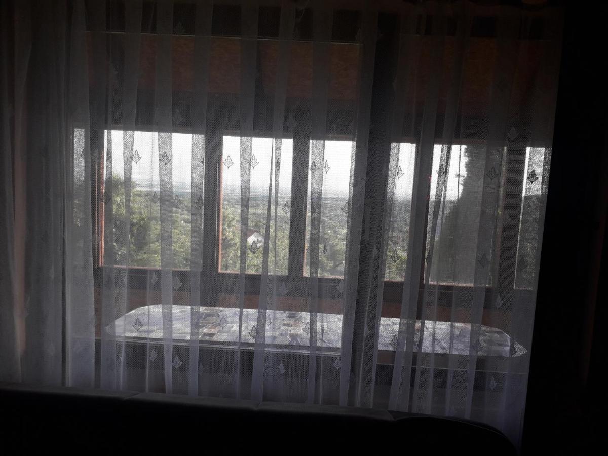 Apartment Noletov Vidikovac Vrdnik Esterno foto